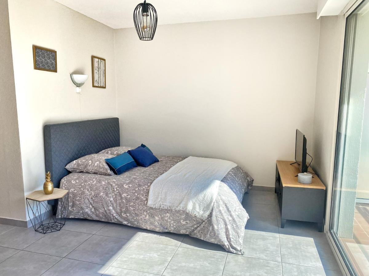 Villa Madeleine - Residence Services Seniors Ницца Экстерьер фото